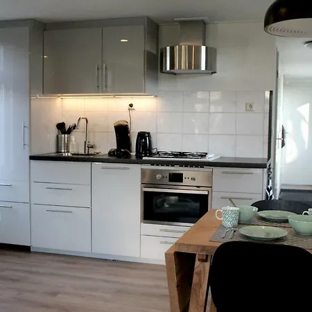 Сasa de vacaciones Houseboat Linquenda Woubrugge